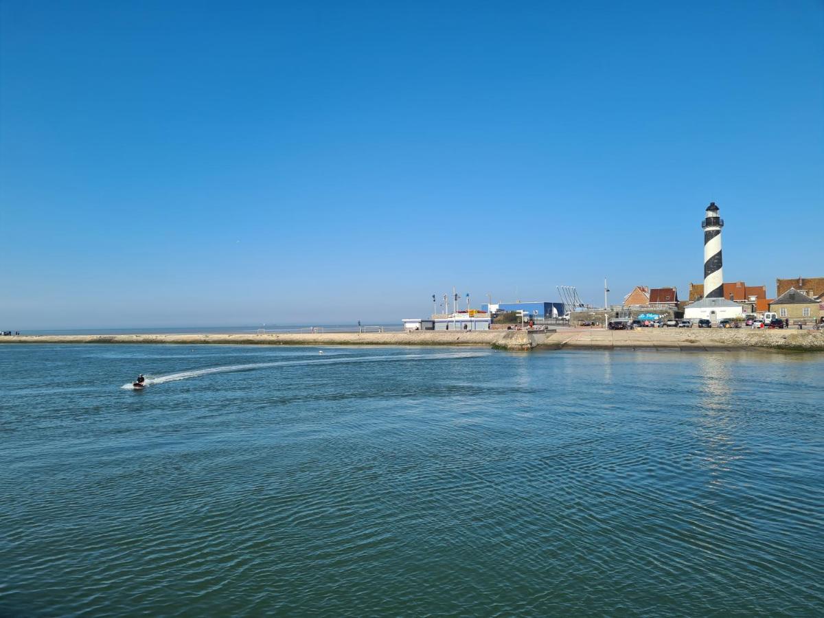 Les Embruns Maison meublée, proche de la mer Grand-Fort-Philippe Extérieur photo